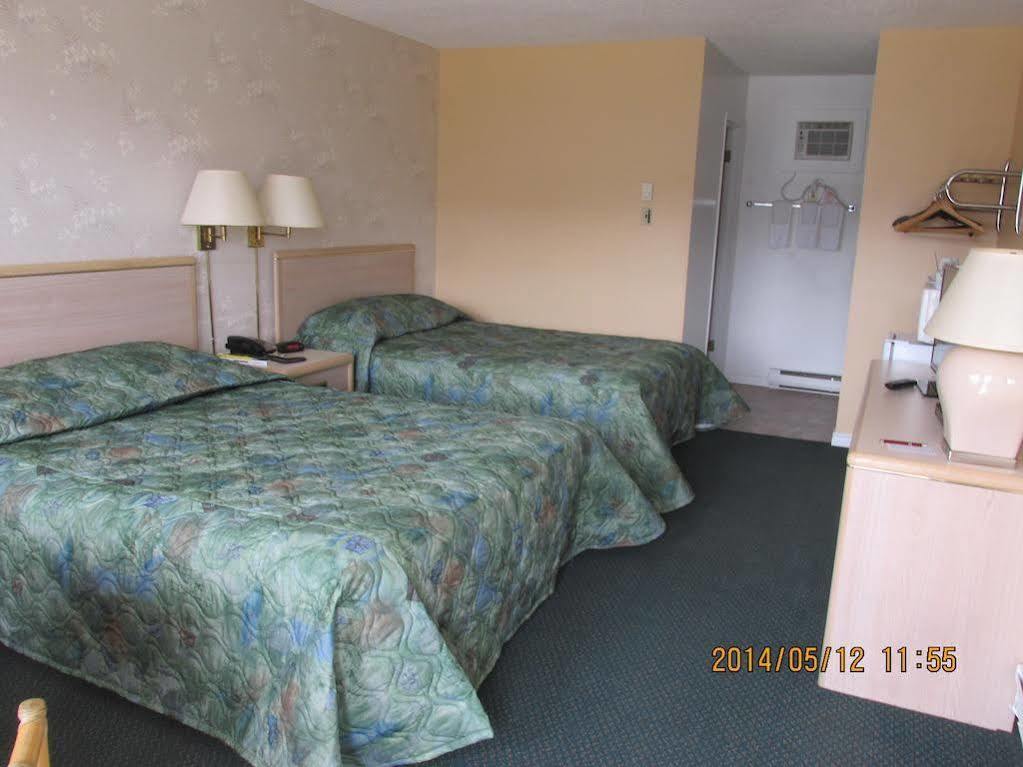 Westwood Motel 100 Mile House Εξωτερικό φωτογραφία